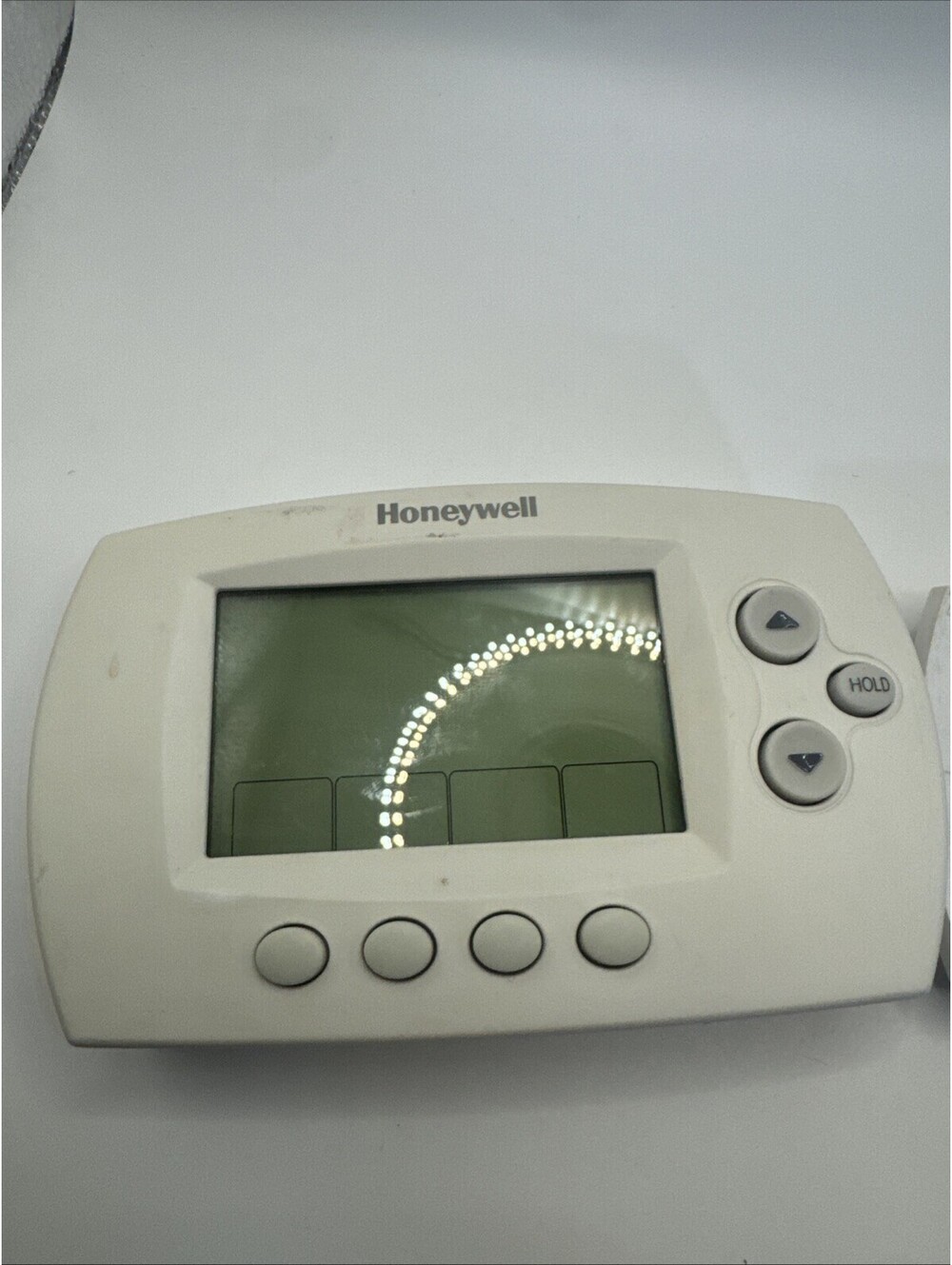 Honeywell TH6320R1004 Programmable 5-1-1 Wireless FocusPro Thermostat